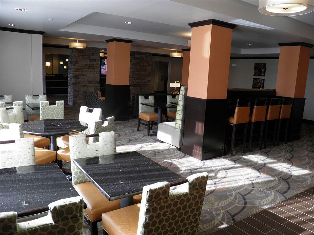 Holiday Inn Express & Suites Overland Park By Ihg Zewnętrze zdjęcie