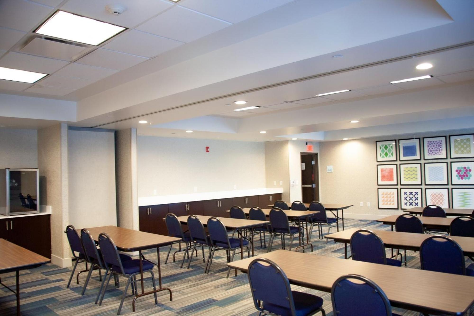 Holiday Inn Express & Suites Overland Park By Ihg Zewnętrze zdjęcie