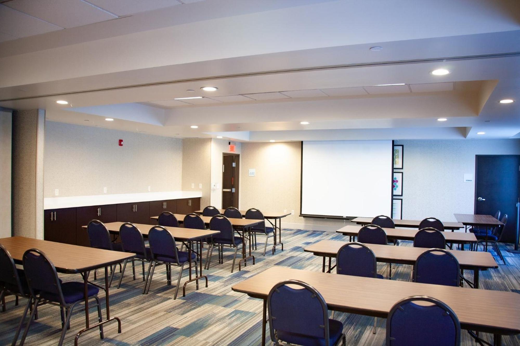 Holiday Inn Express & Suites Overland Park By Ihg Zewnętrze zdjęcie