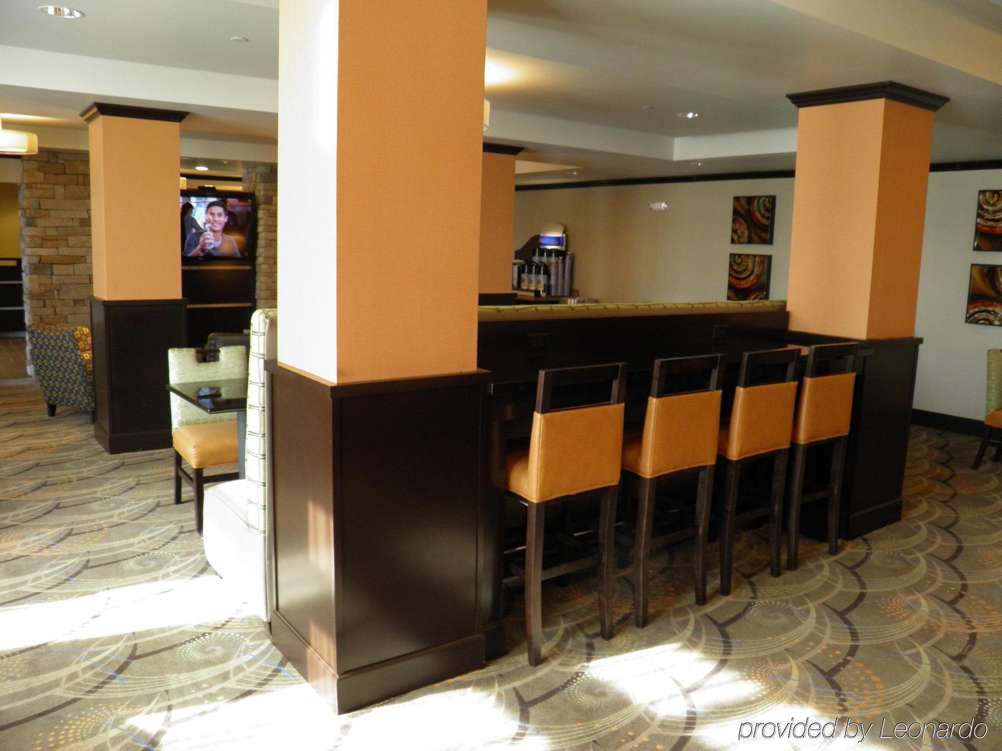 Holiday Inn Express & Suites Overland Park By Ihg Zewnętrze zdjęcie