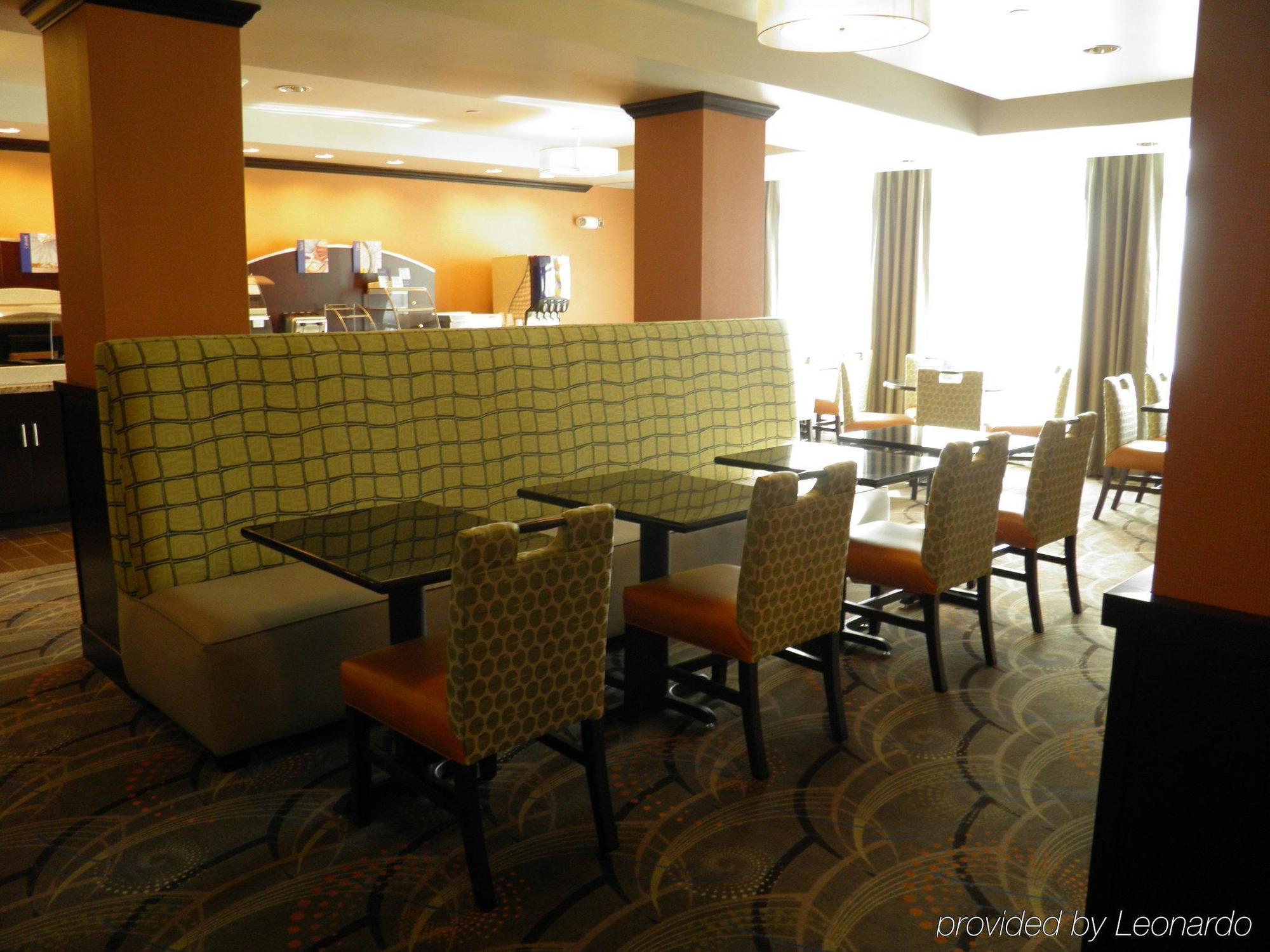 Holiday Inn Express & Suites Overland Park By Ihg Zewnętrze zdjęcie