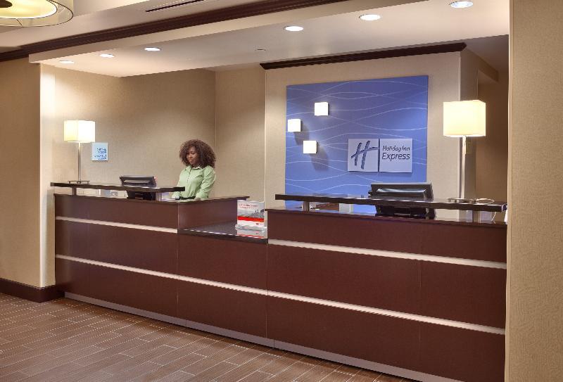 Holiday Inn Express & Suites Overland Park By Ihg Zewnętrze zdjęcie